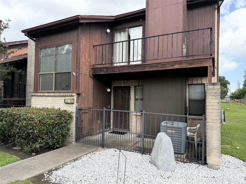 62 Evanston Street - Photo 0