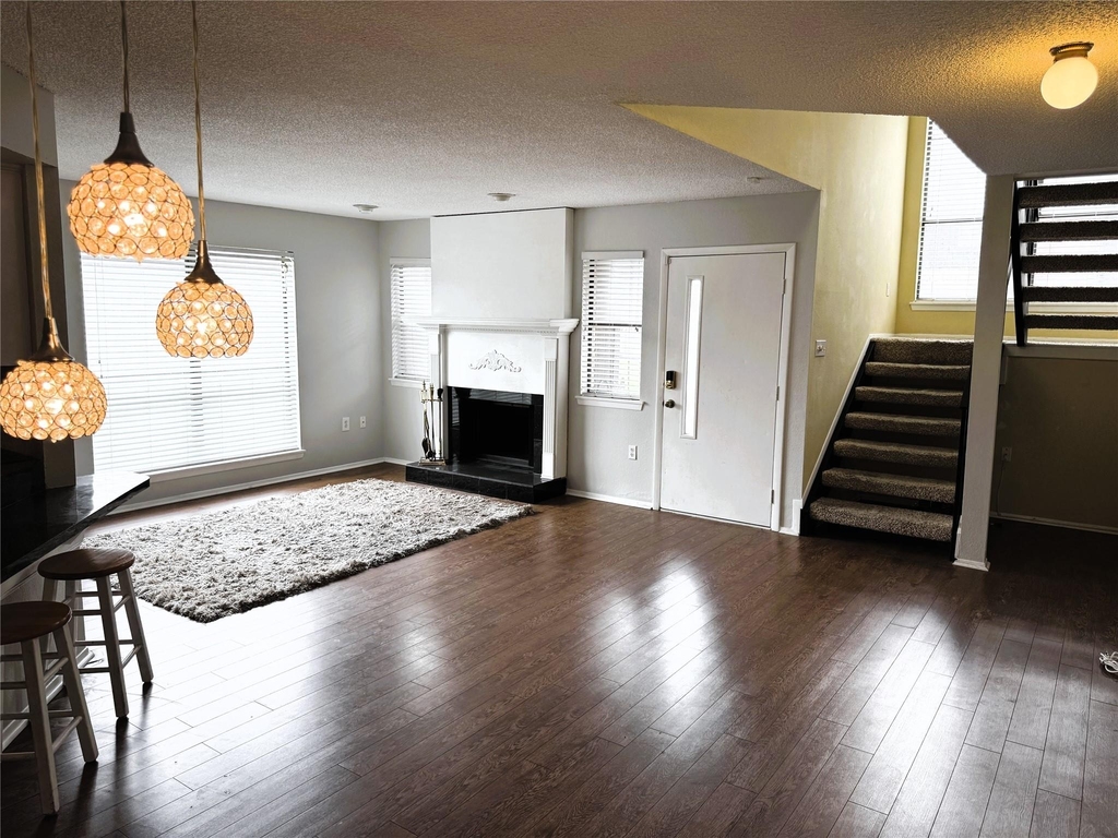 62 Evanston Street - Photo 3