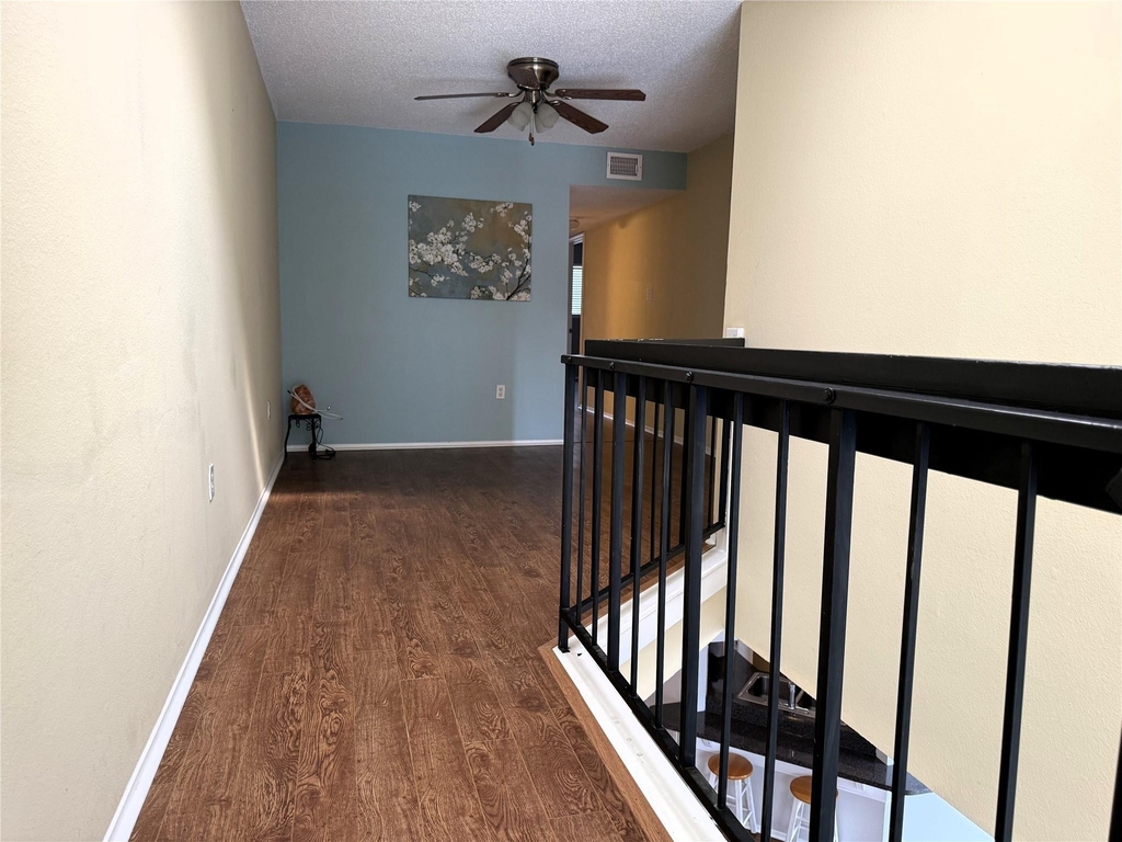 62 Evanston Street - Photo 8