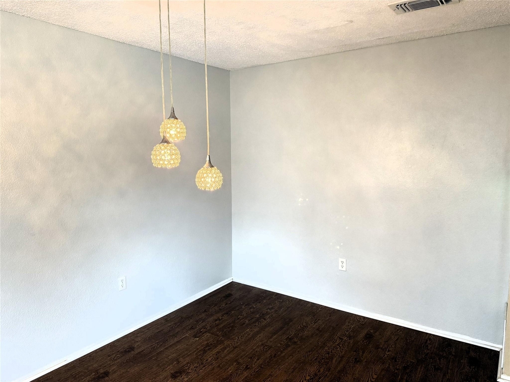 62 Evanston Street - Photo 2