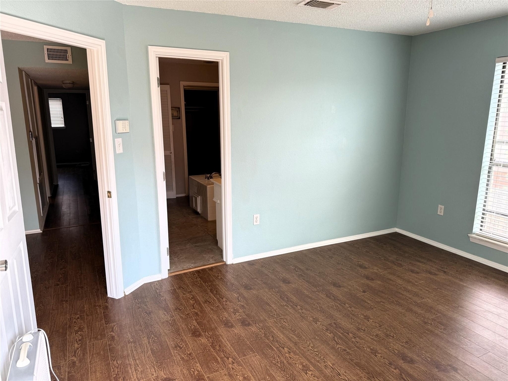 62 Evanston Street - Photo 11
