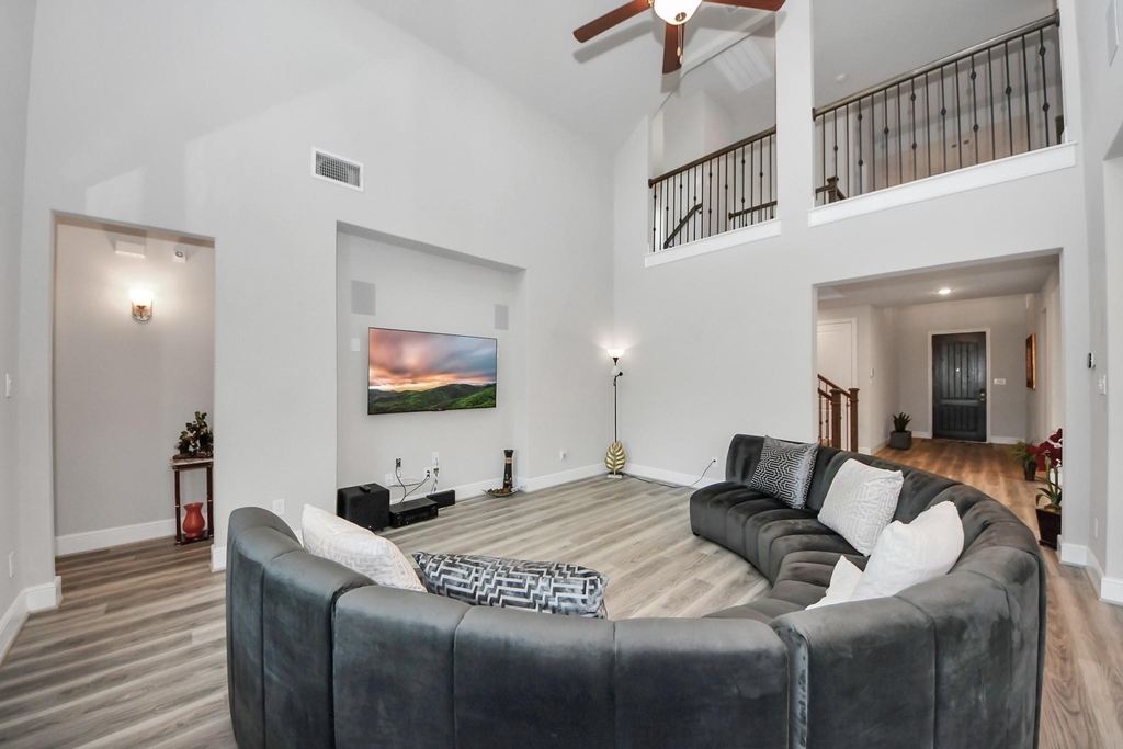 10514 Rigel Ridge Way - Photo 9
