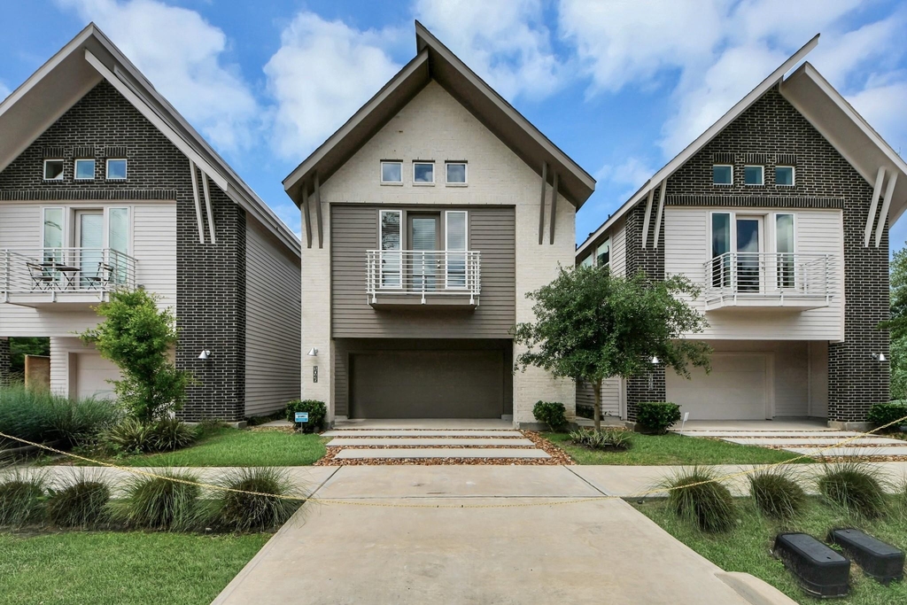1044 Homer Street - Photo 0