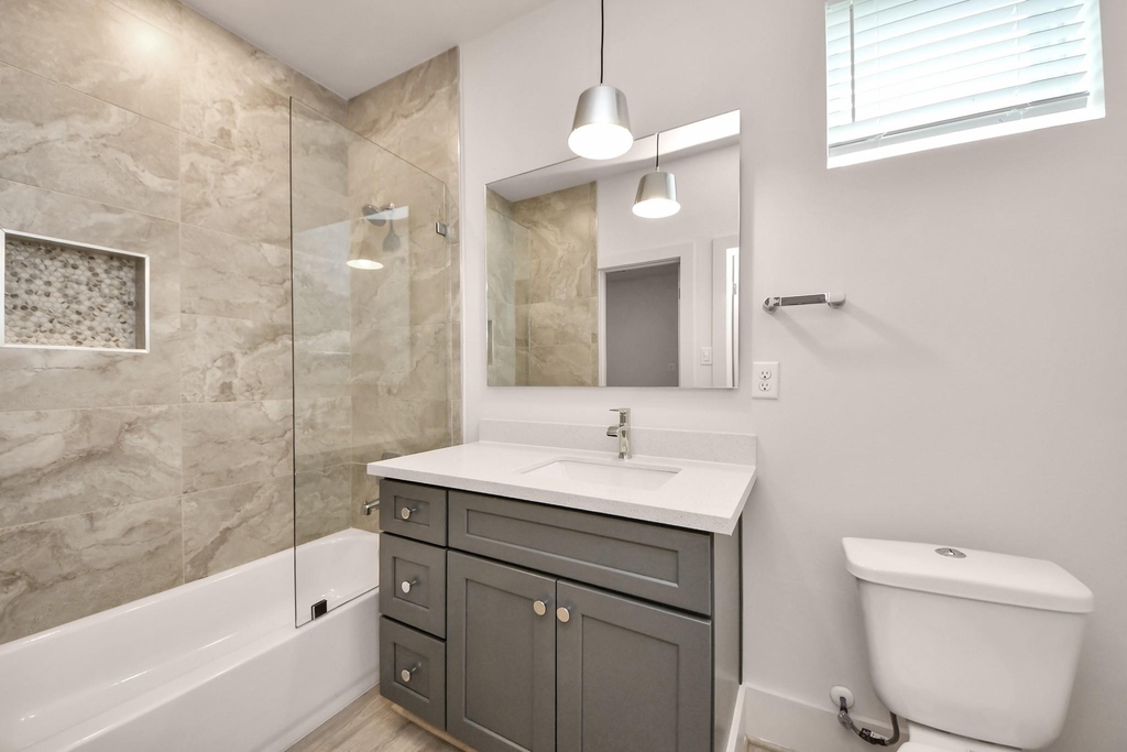 1044 Homer Street - Photo 8