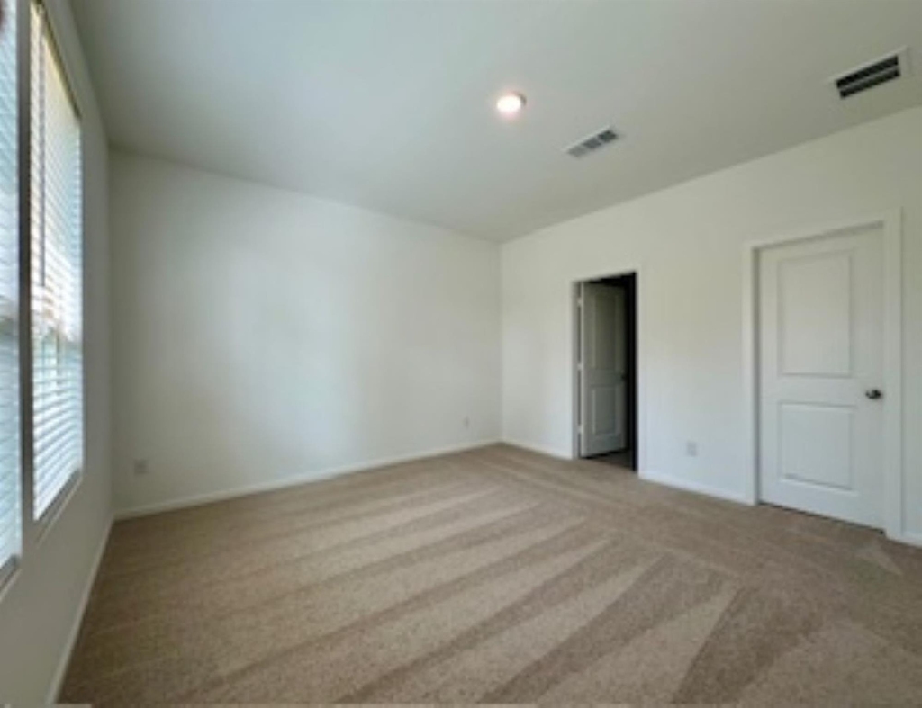 500 Kinglet Drive - Photo 8