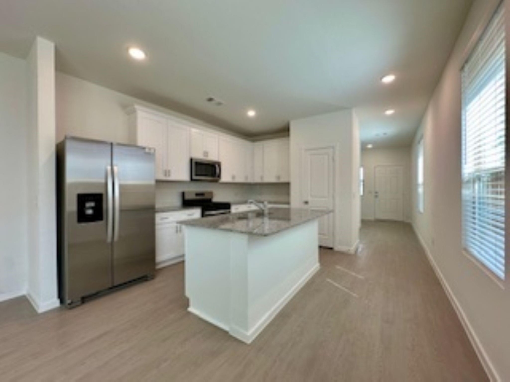 500 Kinglet Drive - Photo 0