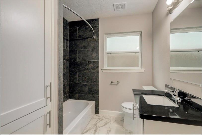 4627 Maple Street - Photo 3