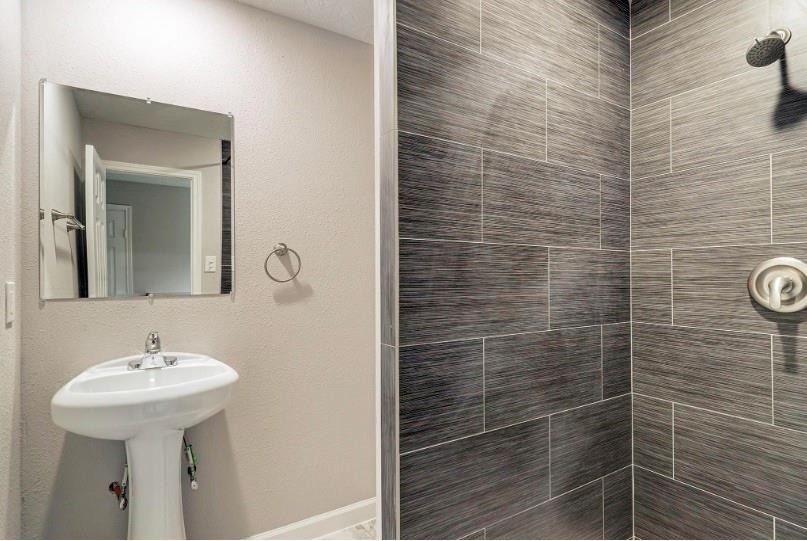 4627 Maple Street - Photo 7