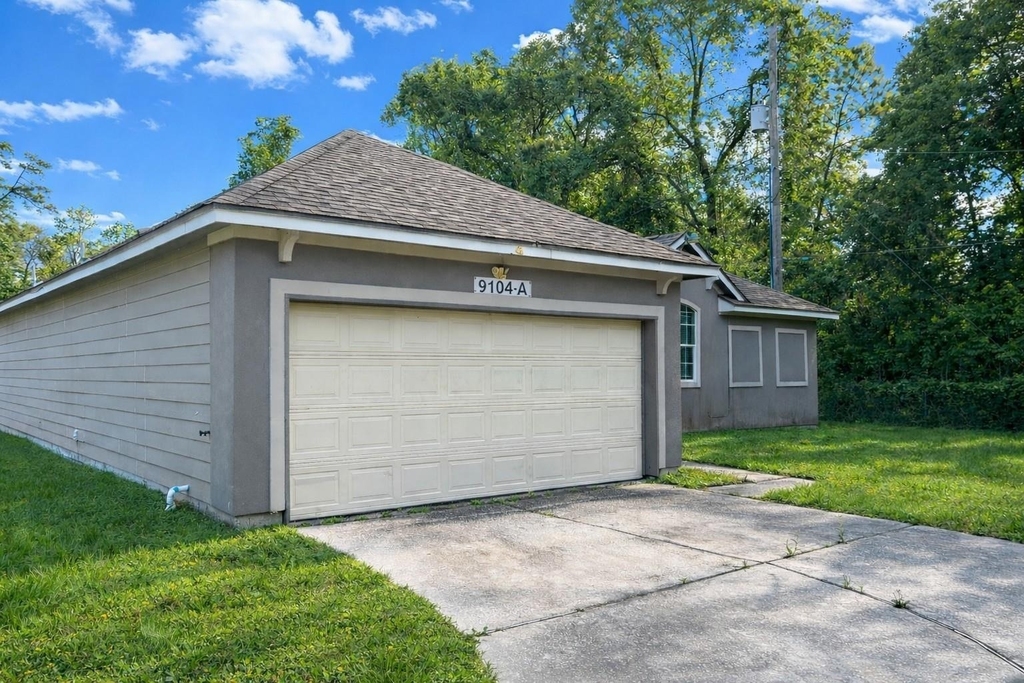 9104 N Green River Drive - Photo 4