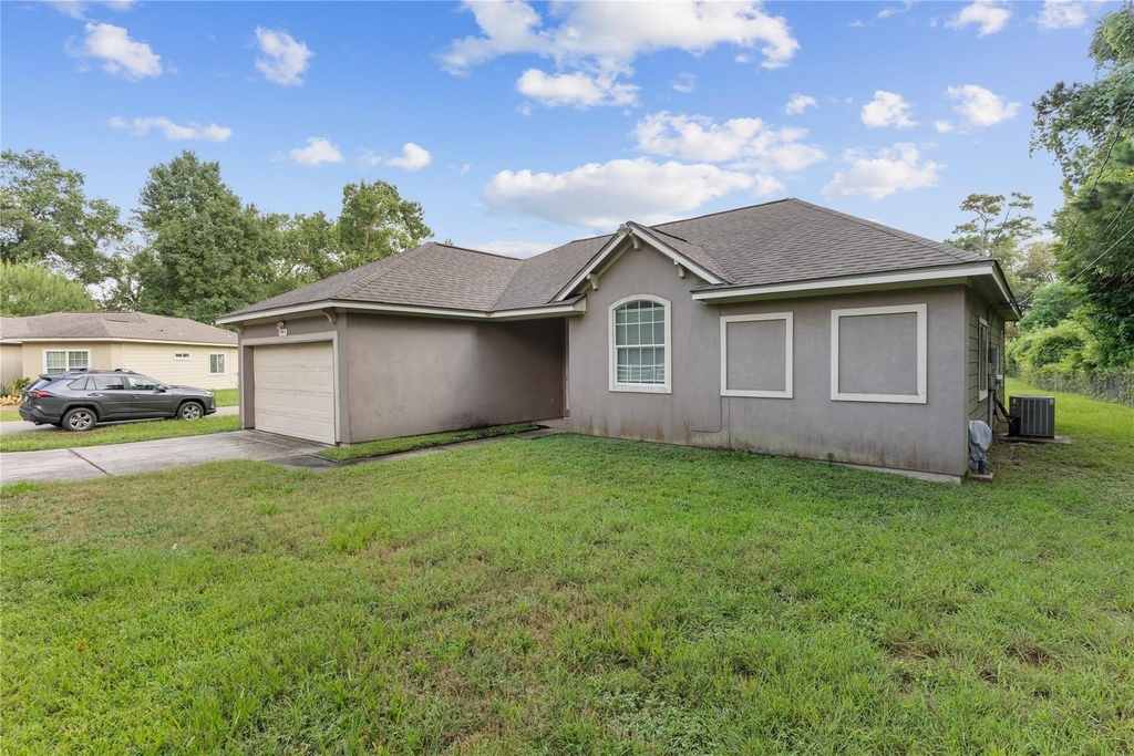 9104 N Green River Drive - Photo 6