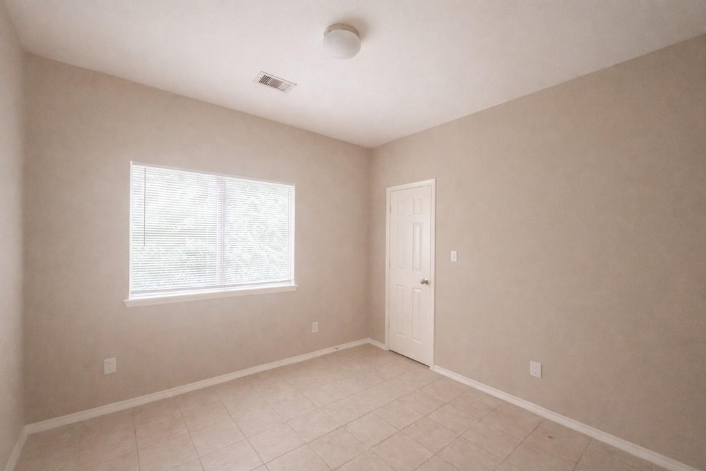 9104 N Green River Drive - Photo 34