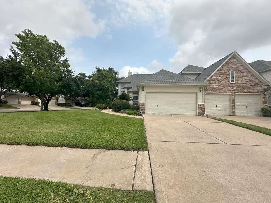 7203 Welshwood Lane - Photo 2