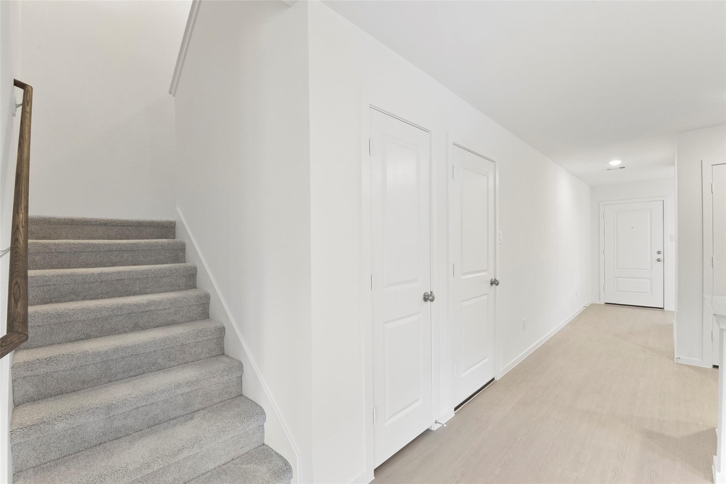 253 Douglas Hills Drive - Photo 18