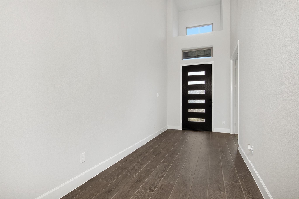7510 Snowfield Peak Ln Court - Photo 3