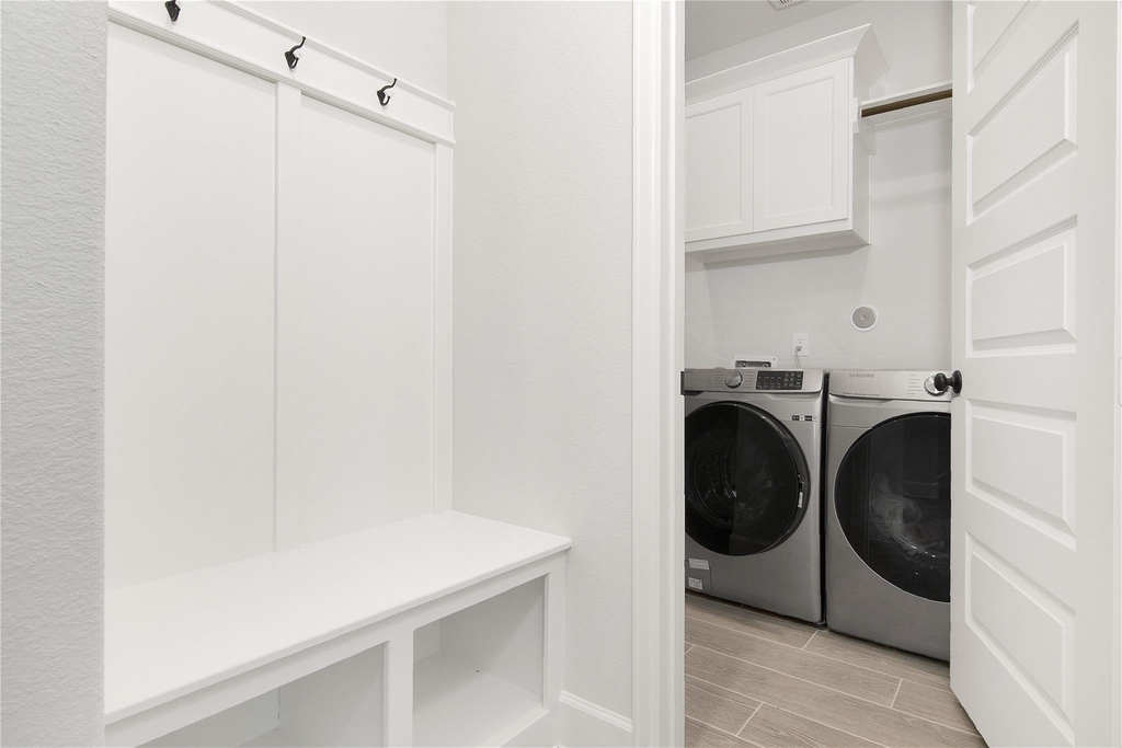 7510 Snowfield Peak Ln Court - Photo 6