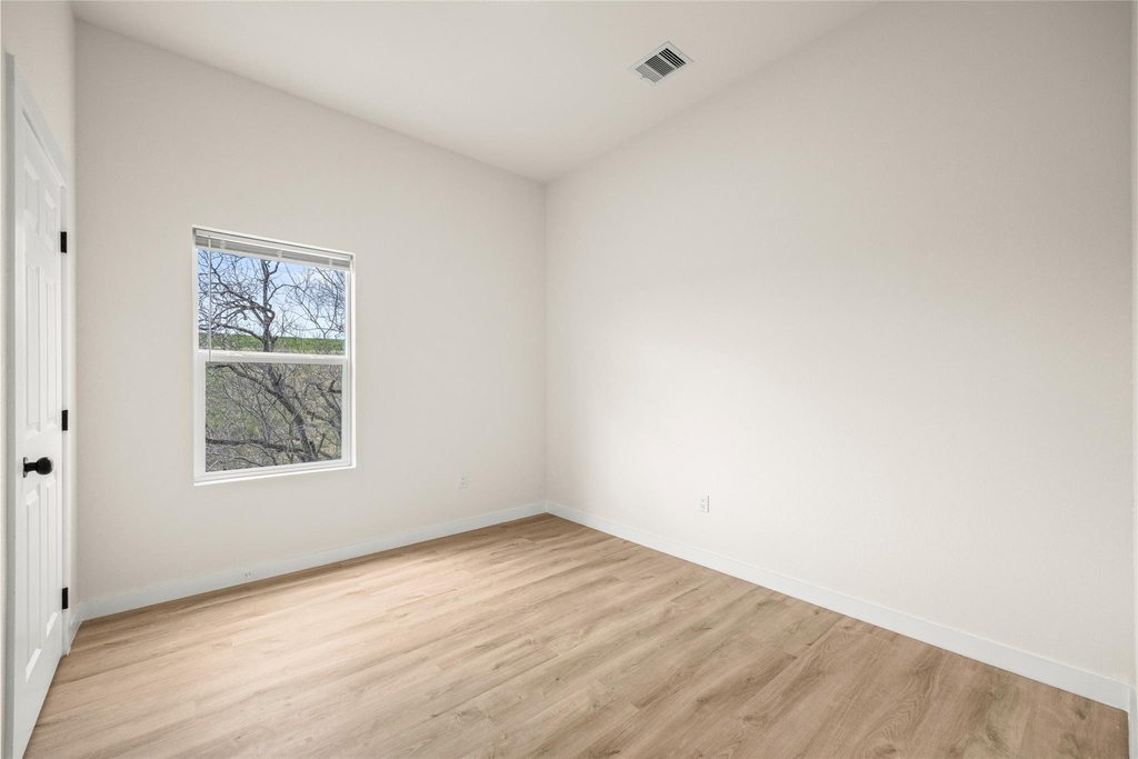 9709 Pelsey Street - Photo 9