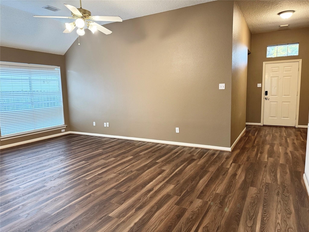 4006 Hunnington Drive - Photo 21