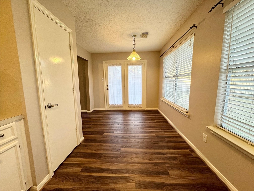 4006 Hunnington Drive - Photo 17