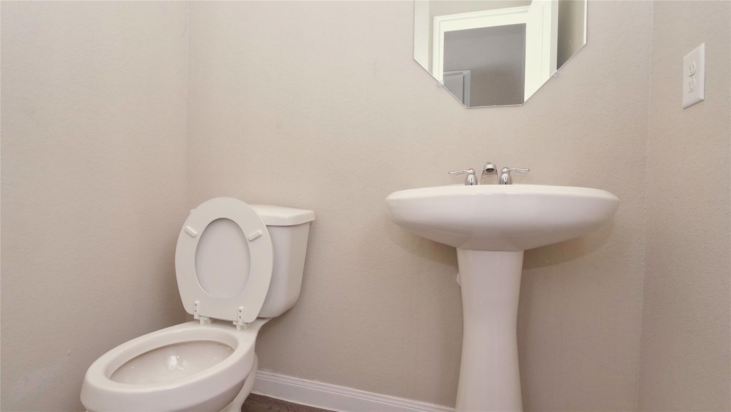 2225 Angie Kaye Drive - Photo 15