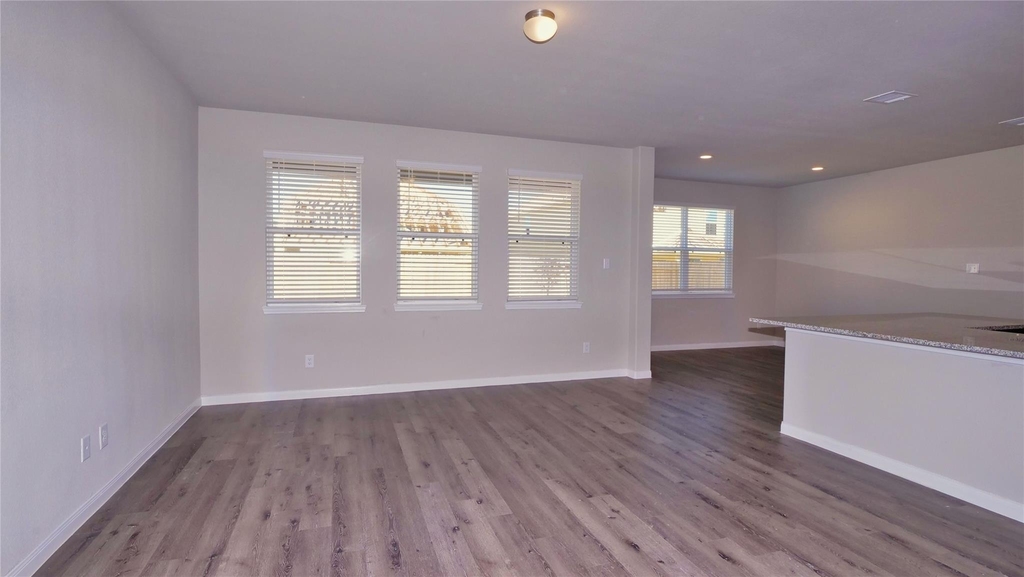 2225 Angie Kaye Drive - Photo 2