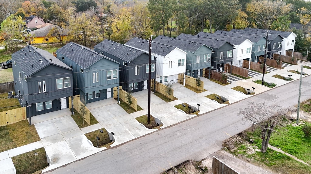 1203 Dewalt Street - Photo 27