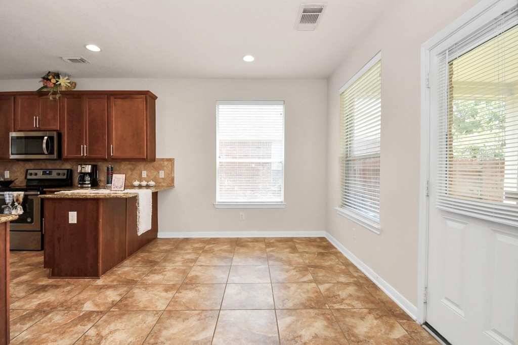 8627 Sweet Pasture Drive - Photo 9