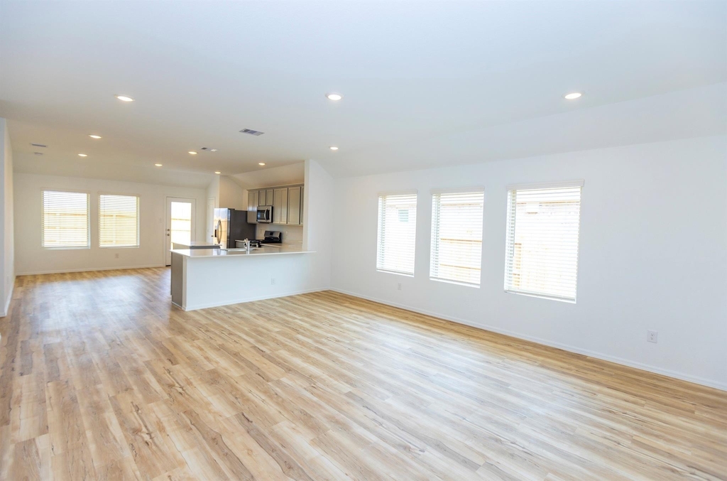 5330 Sleepy Fox Lane - Photo 6