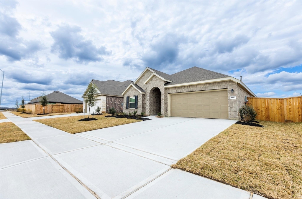 5330 Sleepy Fox Lane - Photo 1