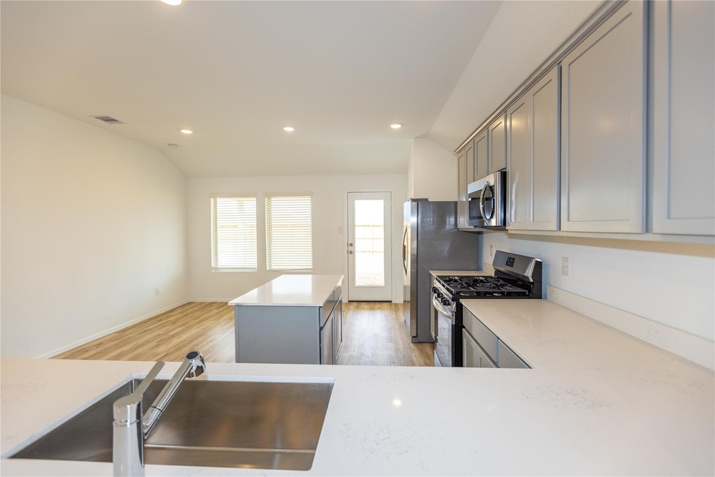 5330 Sleepy Fox Lane - Photo 9