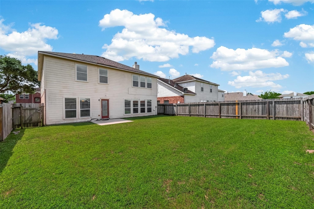 18518 Bare Meadow Lane - Photo 44