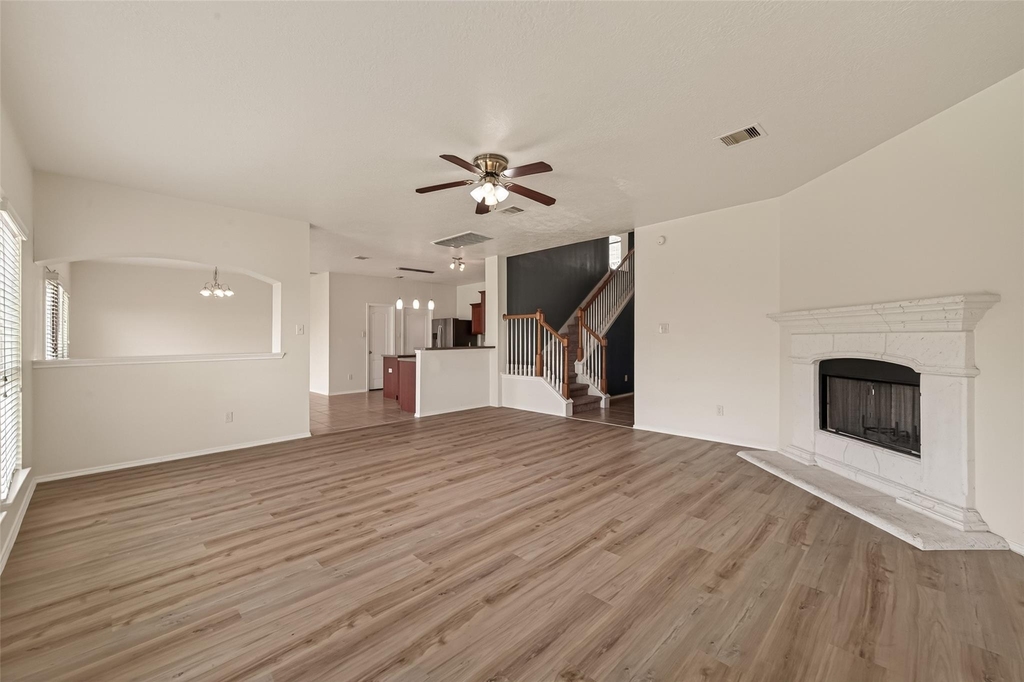 18518 Bare Meadow Lane - Photo 7