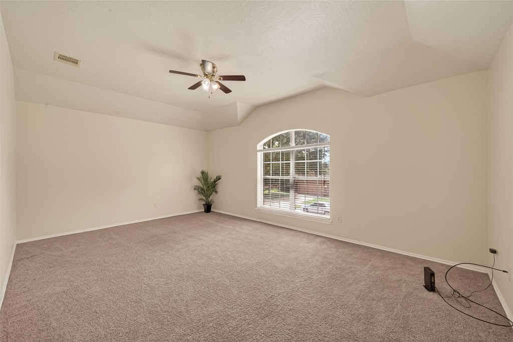 18518 Bare Meadow Lane - Photo 24