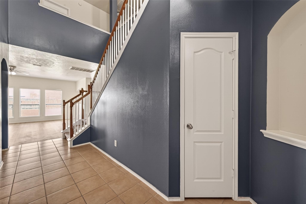18518 Bare Meadow Lane - Photo 2