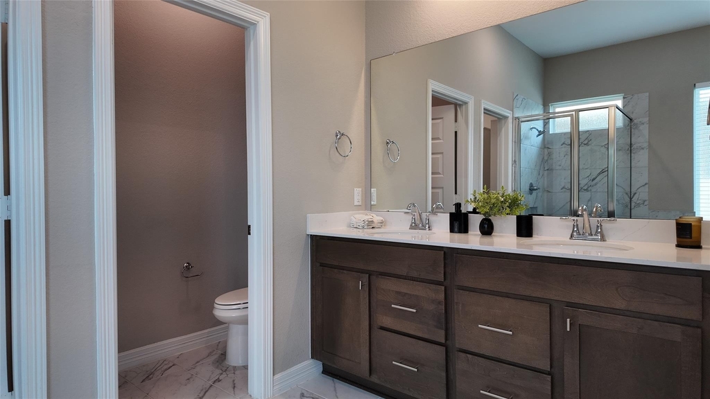 360 Mallorn Lane - Photo 13