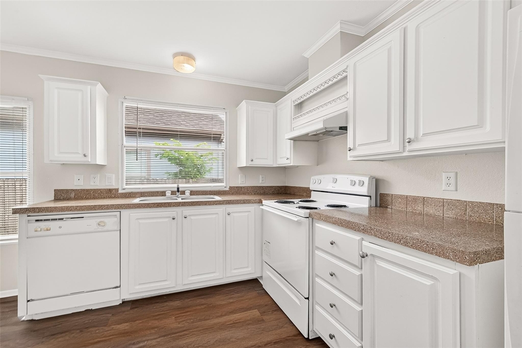 11918 Greensbrook Forest Drive - Photo 13