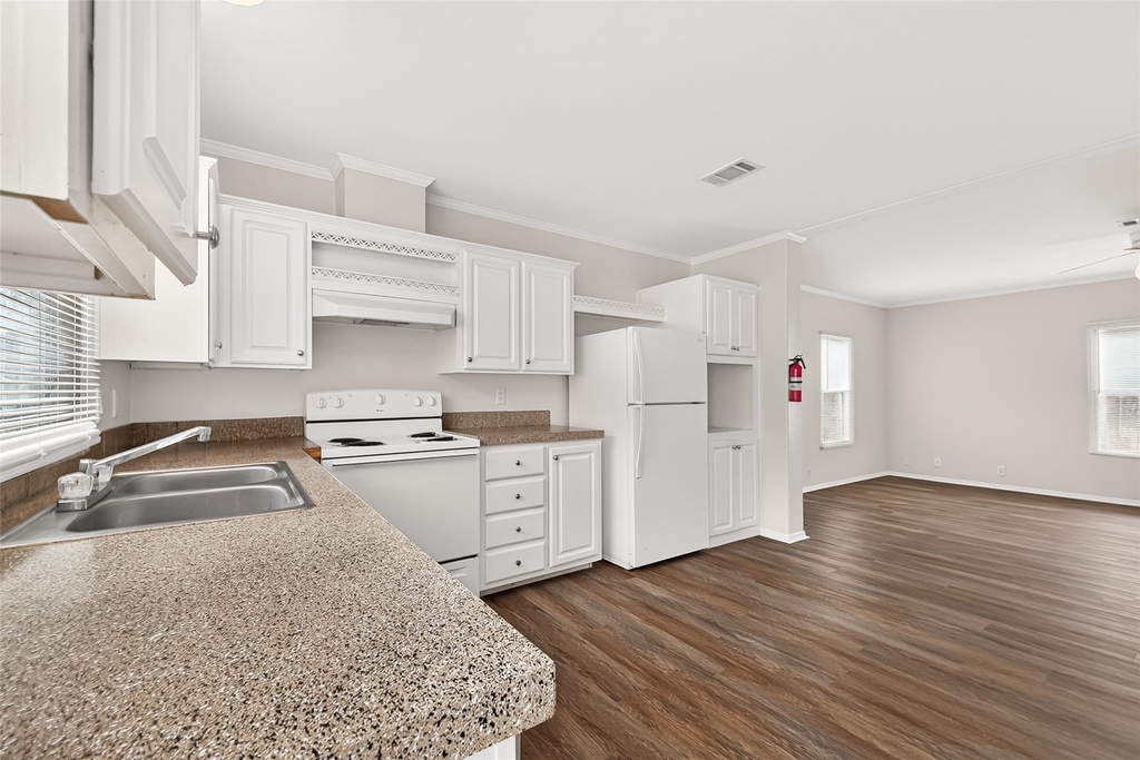 11918 Greensbrook Forest Drive - Photo 12