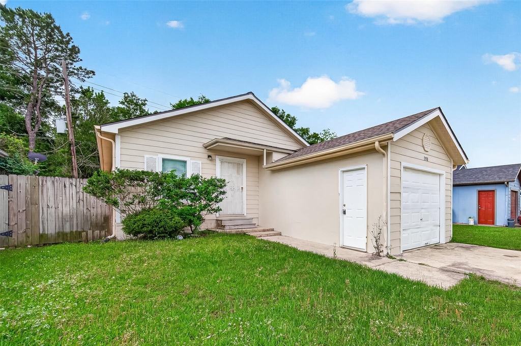 11918 Greensbrook Forest Drive - Photo 3
