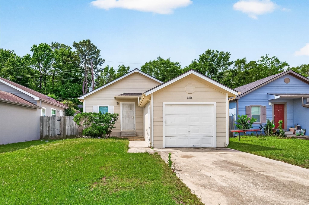 11918 Greensbrook Forest Drive - Photo 2