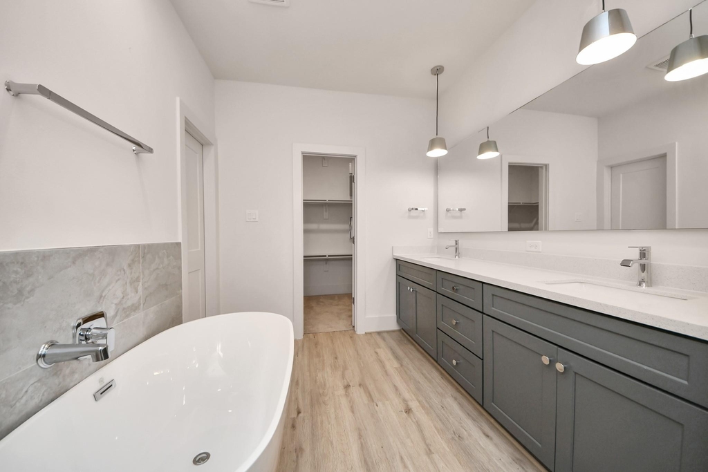 1046 Homer Street - Photo 31