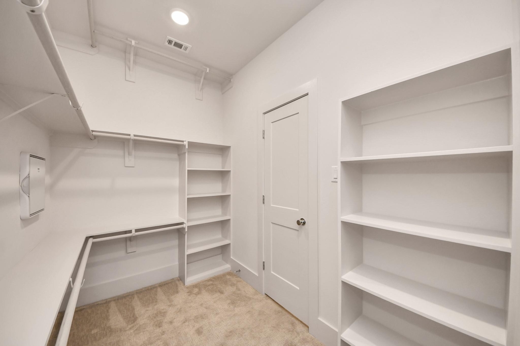 1046 Homer Street - Photo 32