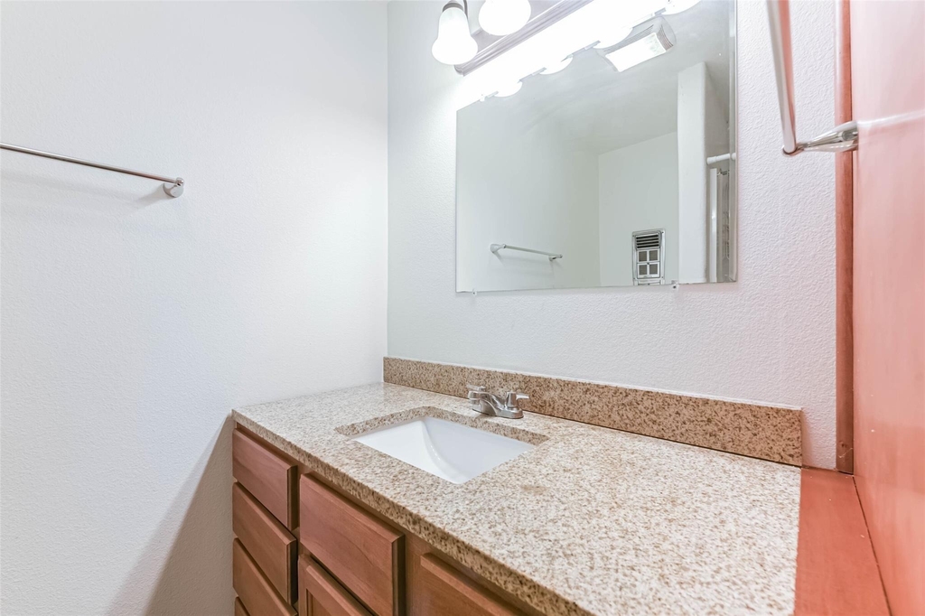 12002 Palmcroft Street - Photo 13