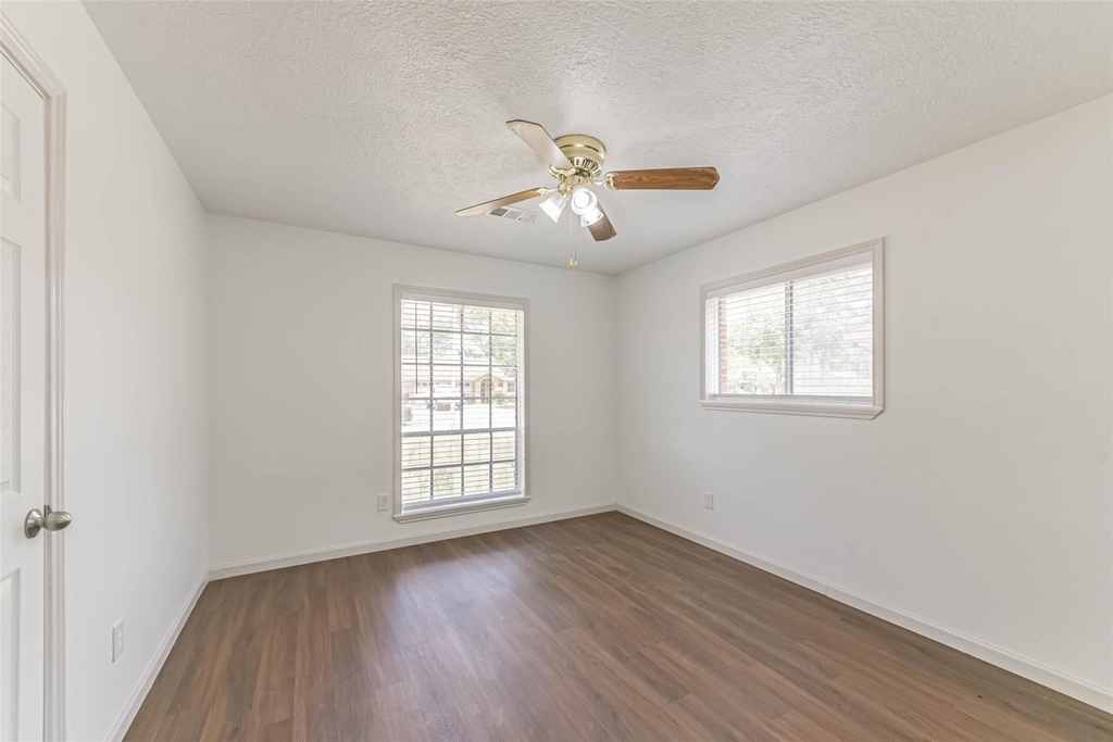 12002 Palmcroft Street - Photo 11