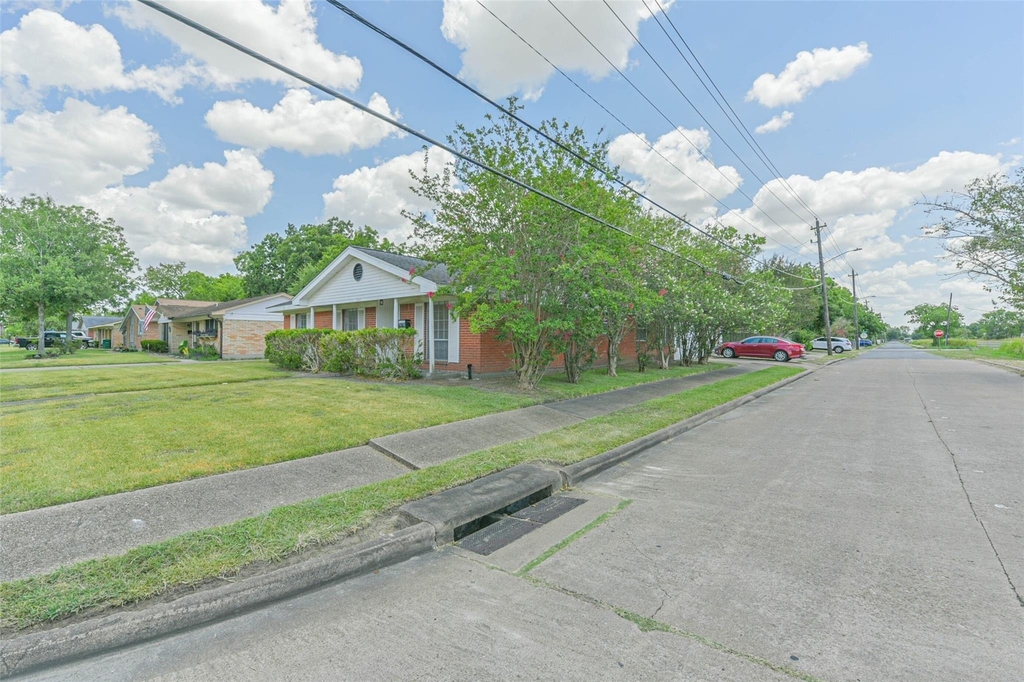 12002 Palmcroft Street - Photo 15