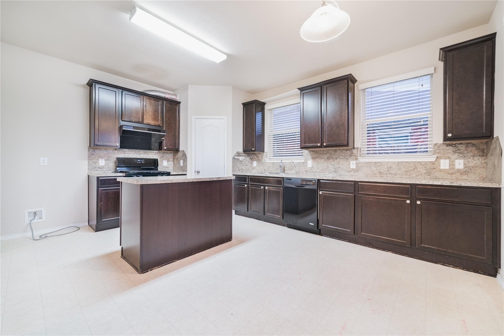 1315 Squire Drive - Photo 1