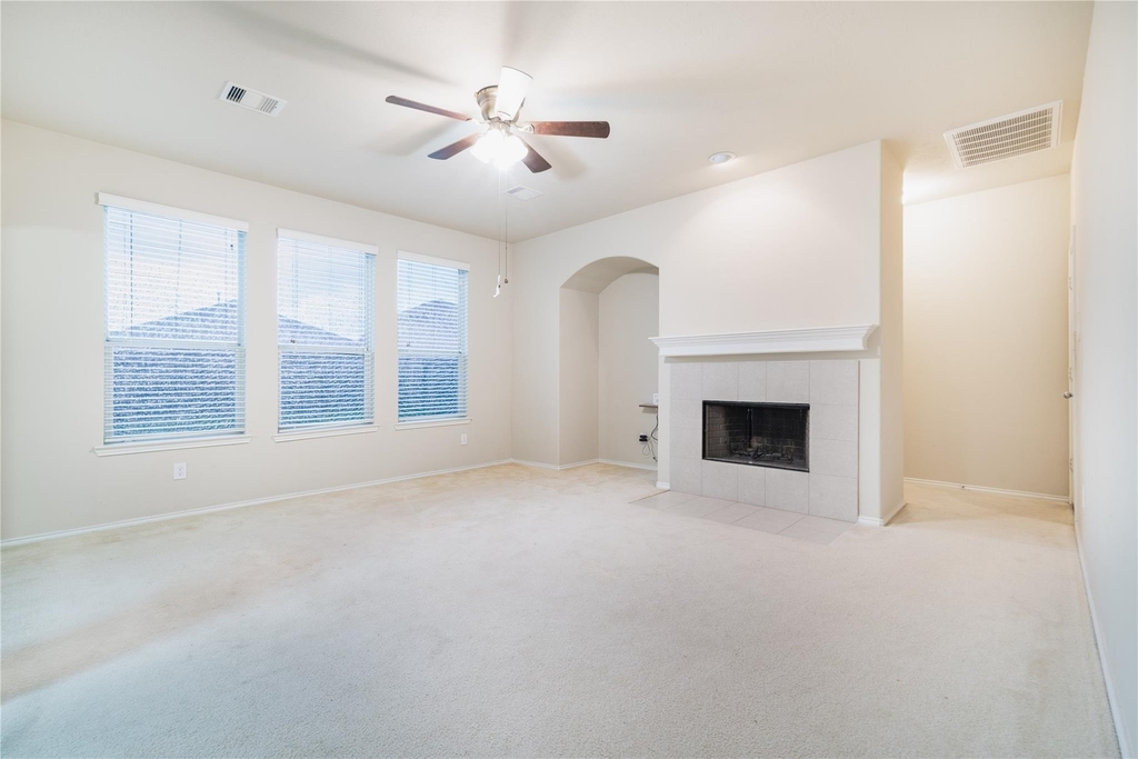 1315 Squire Drive - Photo 2