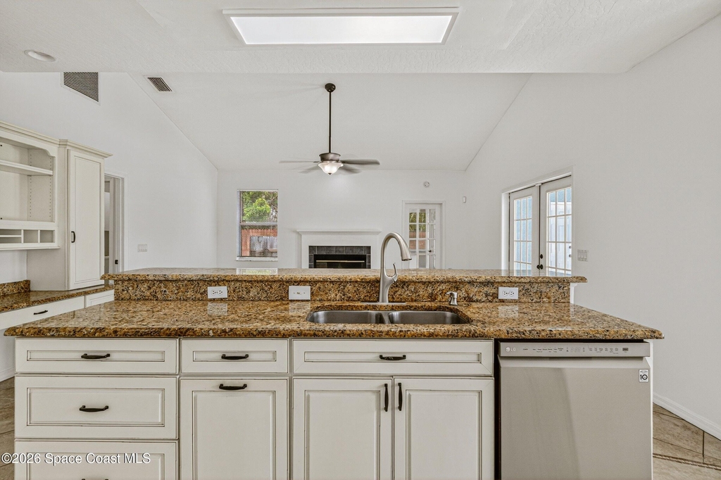 2240 Marsh Harbor Avenue - Photo 20