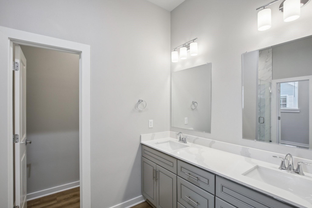 5751 Spring Stuebner Rd - Photo 9
