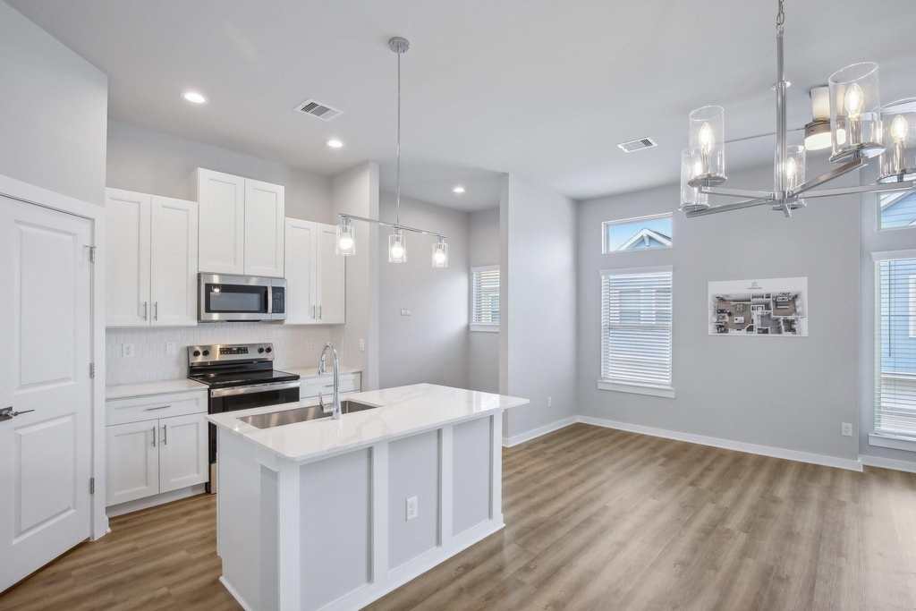 5751 Spring Stuebner Rd - Photo 3