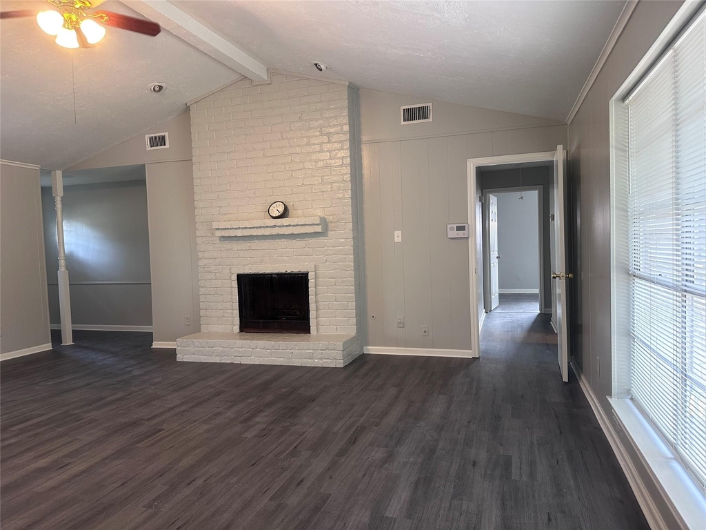 13611 Fernhill Drive - Photo 4