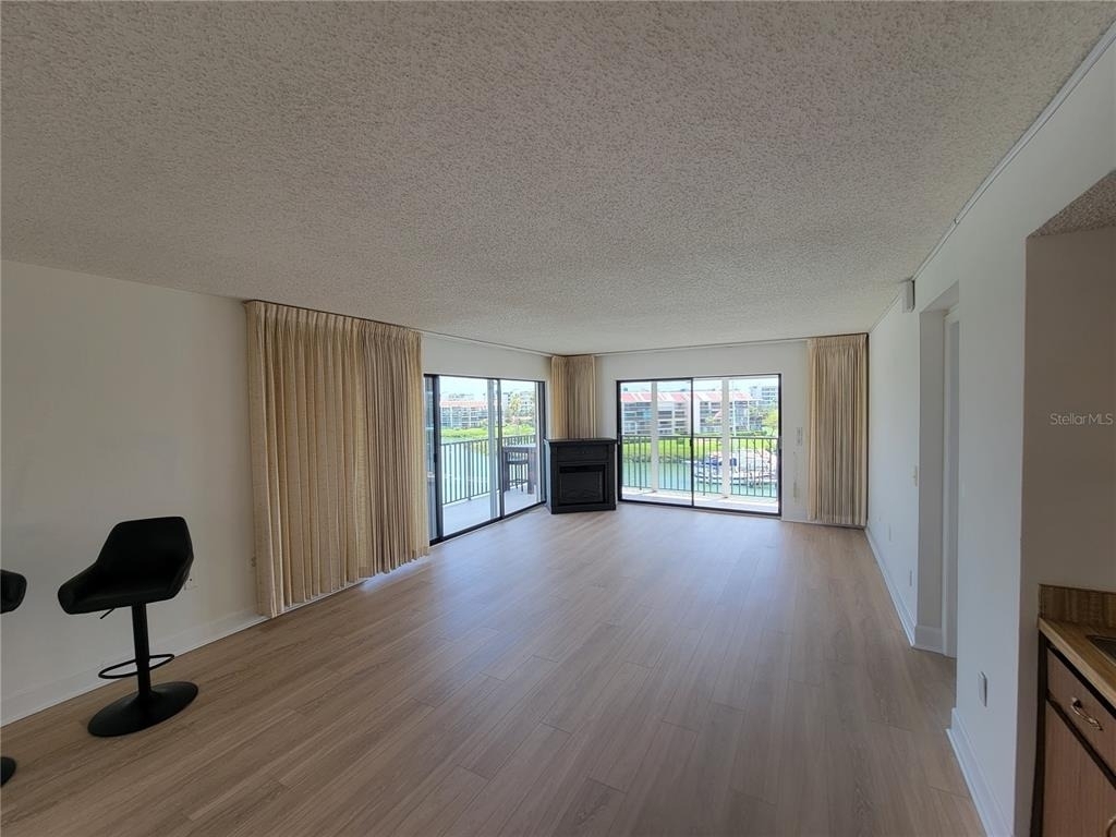 7600 Sun Island Drive S - Photo 10